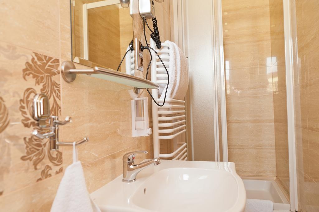 Villa Anna Gdansk - Noclegi Rooms - Free Parking 외부 사진