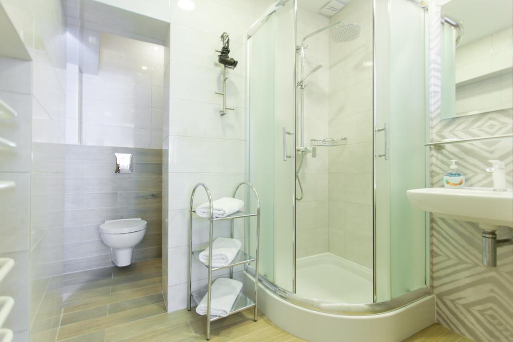 Villa Anna Gdansk - Noclegi Rooms - Free Parking 외부 사진